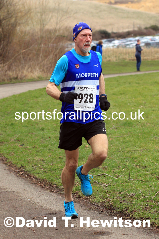 Senior women and veteran women and men over-50s NECAA Road Relay Champs., Hetton Lyons Park, Hetton le Hole, County Durham. Photo: David T. Hewitson/Sports for All Pics